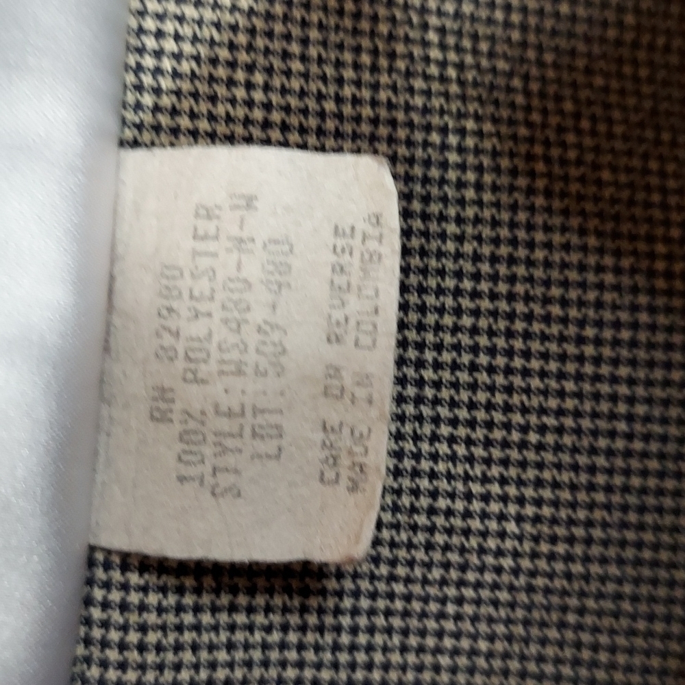 Betty Court signature collection - Picture 4 of 6